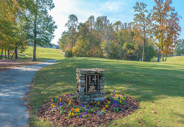 Grandover hole 14 marker in fall