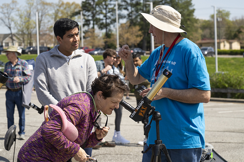 GTCC astronomy instructor Tom English.
